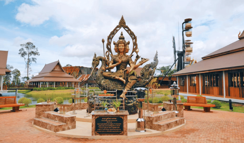 10 ที่เที่ยวพัทยา 2568 เดินเล่นชายหาด ทะเลใกล้กรุงเทพ เที่ยวพัทยา 1 วัน [year]